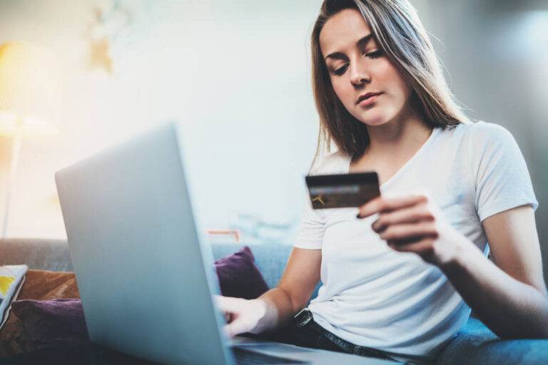 Cum să verifici autenticitatea produselor cumpărate online