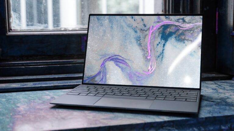 Cele mai importante branduri de laptopuri și modelele lor populare